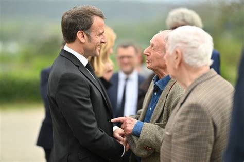 Le Pr Sident Emmanuel Macron Rend Hommage Aux Enfants D Izieu La