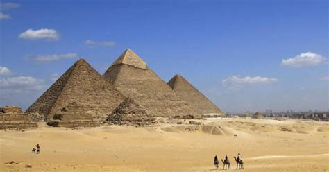 Hidden Chamber Discovered In Great Pyramid Of Giza Cbs News