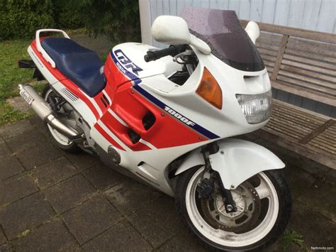 Honda CBR 1000 F 1 000 cm³ 1990 Hanko Moottoripyörä Nettimoto