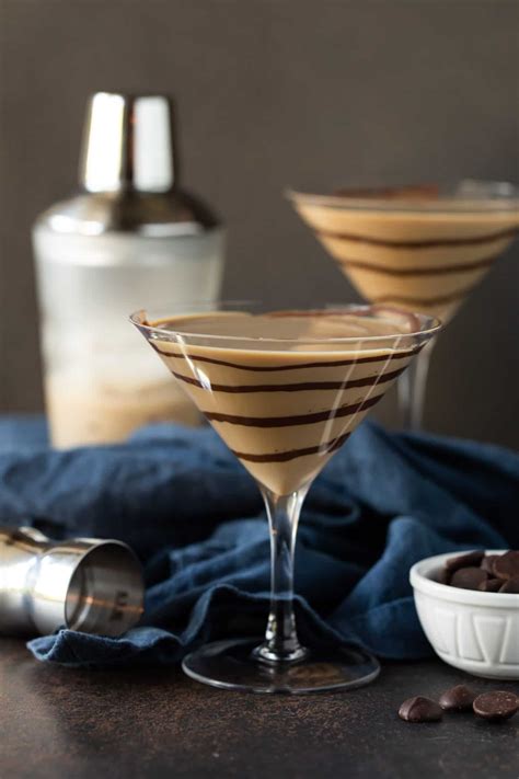 This Chocolate Martini Recipe Is One Of Our Favorite Ways To Celebrate