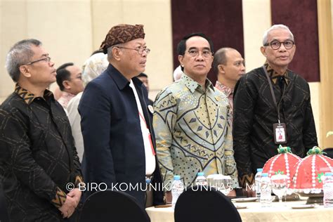 Unhas Tuan Rumah Rapat Kerja Majelis Dewan Guru Besar PTN BH