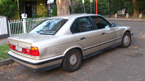 Aussie Old Parked Cars: 1994 BMW E34 520i