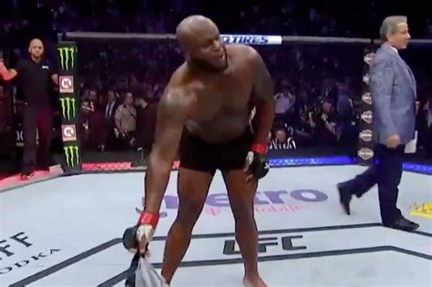 Ufc Heavyweight Derrick Lewis Stripped Off In Cage Because His Balls Was Hot Daily Star