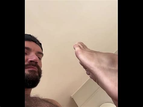 VIZINHO ME CHAMOU PRA CASA DELE PRA FUDER ENQUANTO A ESPOSA FOI AO MERCADO FREE XVIDEOS