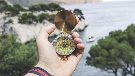 Как пользоваться компасом: правила, которые помогут в ориентировании на ...