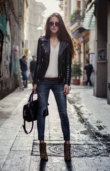 Black Faux Leather Jacket Outfit Ideas For Women