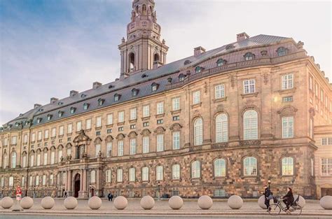 Christiansborg Palace - Concrete Playground