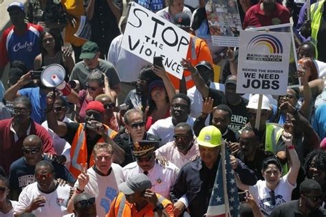 Etats Unis Manifestation Contre Les Armes à Feu à Chicago Le Matin