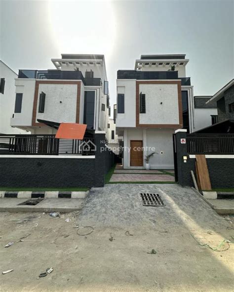 For Sale Lovely Built 4 Bedroom Fully Detached Duplex With Bq Ikota