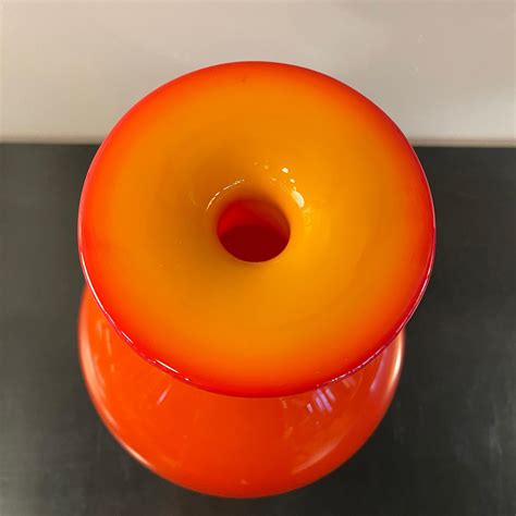 Mid Century Modern Art Glass Vase By Tom Connally Greenwich Flint Craft For Sale At 1stdibs