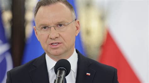 Kancelaria Prezydenta Wyda A Komunikat Andrzej Duda Wyg Osi Or Dzie