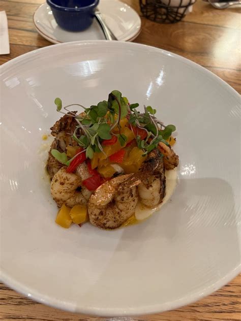 Review Fantastic Seafood Dinner At Wind And Waves Grill At Disney S Vero Beach Resort Wdw News