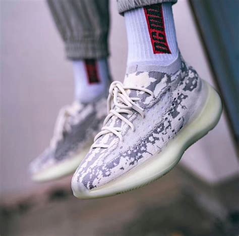 Adidas Yeezy Boost 380 Alien” Кроссовки адидас Кроссовки Унисекс