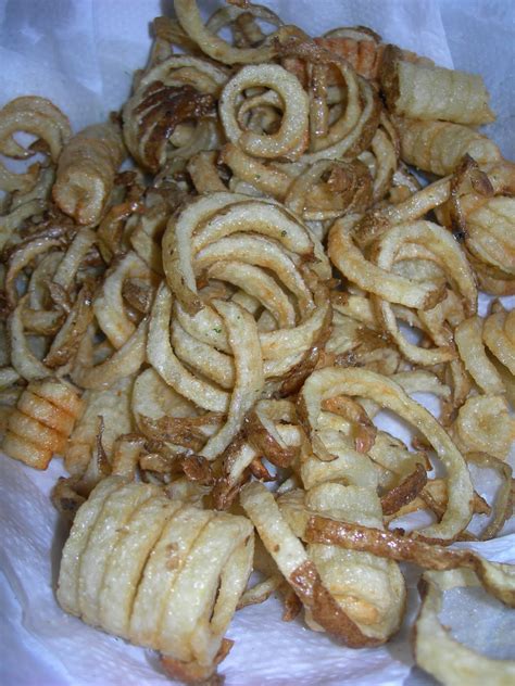 This Parenting Adventure: RECIPE - Homemade Curly Fries