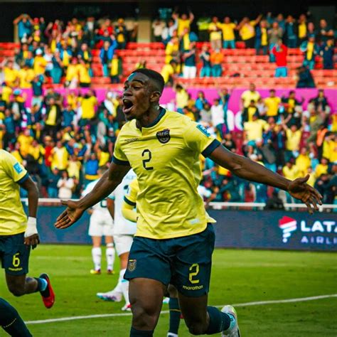 Ecuador Vence 2 1 A Uruguay Y Obtiene Su Primera Victoria En Las