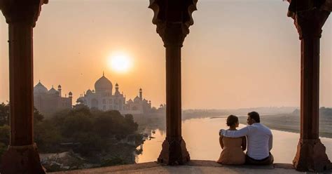 Vanuit Delhi Taj Mahal Zonsopgang En Agra Fort Priv Tour Getyourguide