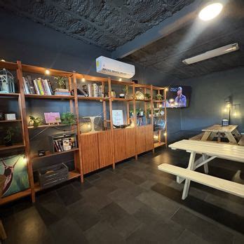 PETES HOT CHICKEN Updated March Photos Reviews