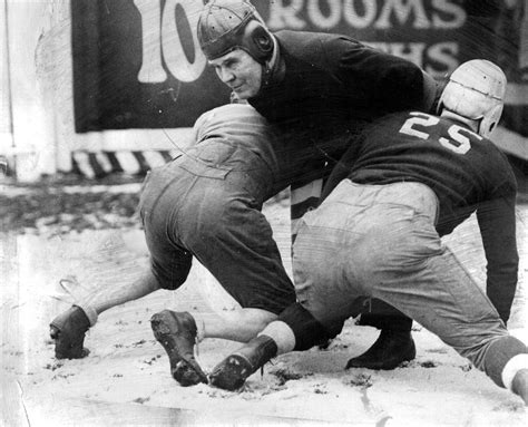 Pudge Heffelfinger Iconic Minnesotan Was Footballs First Pro