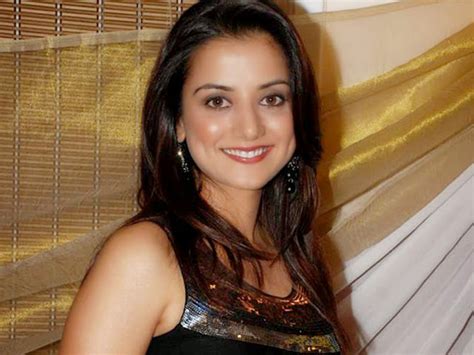 Kuljeet Randhawa Hot Bikini Image Gallery Images Photos Pics Cinemagigs