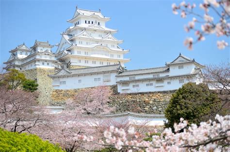 Japanese ancient castle 0 - Living + Nomads – Travel tips, Guides, News ...