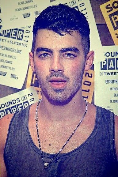 Pin By Omartinez On Joe J Nick Jonas Hot Joe Jonas Jonas Brother