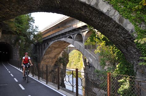 Ciclabile Val Brembana Da Piazza Brembana A Zogno In Bici Life In Travel