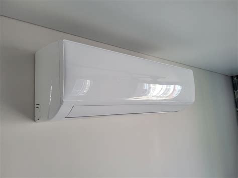 Сплит-система Electrolux HEL DC Inverter EACS/I-18HEL/N8 EEC купить в ...