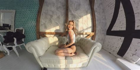 VR Porn Short Reviews Interactive Striptease With Vicious Tattooed Blonde VR Porn Blog