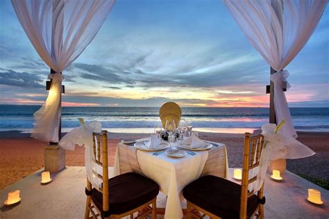 LUXURY Seminyak Beach Resort & Spa Review [21/22]