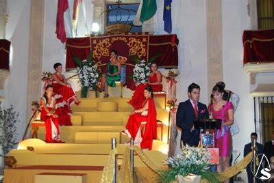 Provincia Cr Nica Y Galer A De La Coronaci N De La Reina De Las