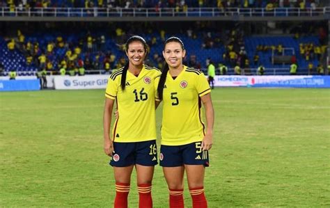 Dupla Do Real Brasília é Convocada Para A Copa Do Mundo Feminina Df