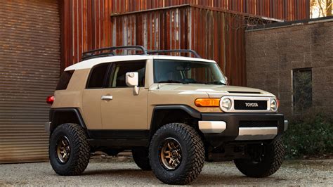 Fj Cruiser With Wheels