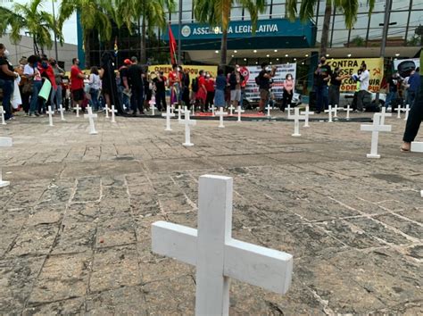 Protesto Contra Bolsonaro Em Rio Branco Lembra 500 Mil Mortos Pela