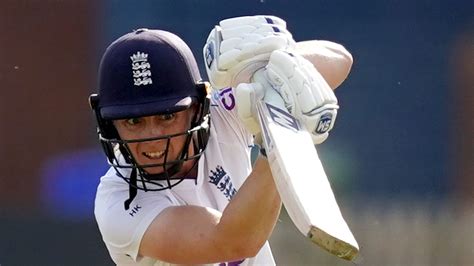heather knight england fighting  test format    match