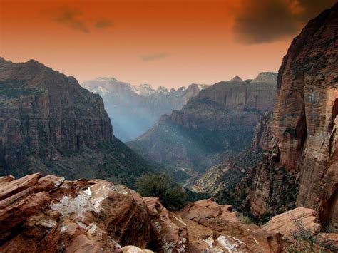 St George Mountains Trekfp