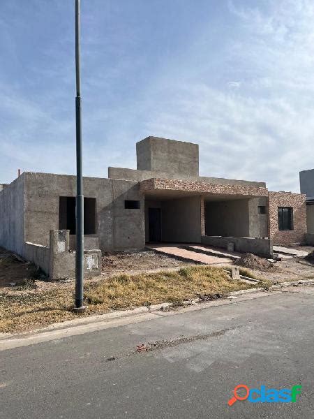 Manantiales san ignacio casa en venta 2 dormitorios 2 baños a mts de la