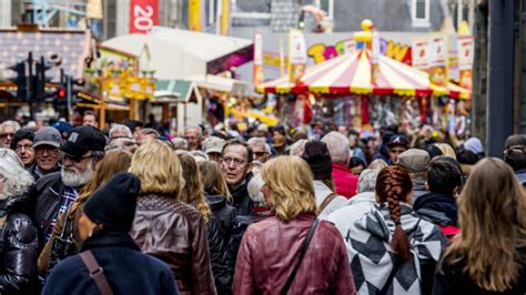 Het Wordt Weer Drukker In De Nederlandse Winkelstraten Vakblad