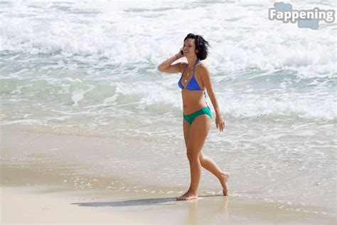 Lily Allen Flashes Her Nude Tits Shows Off Sexy Bikini Body On The Beach Photos