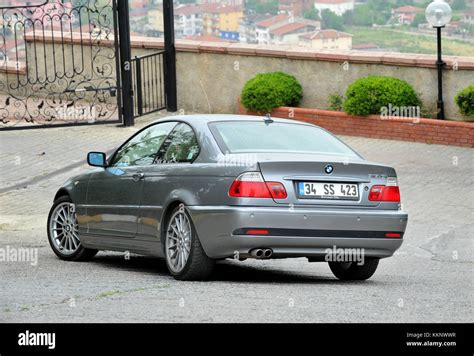 Bmw 318ci 3 Series Coupe E46 1998 2006 Stock Photo Alamy