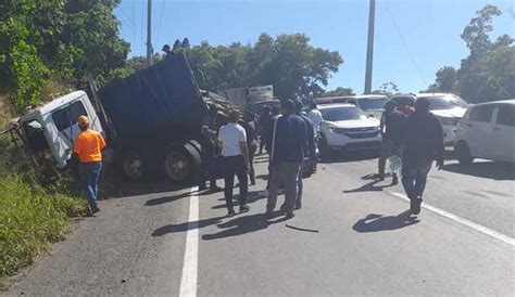 Cuatro muertos y diez heridos en un accidente de tránsito en la