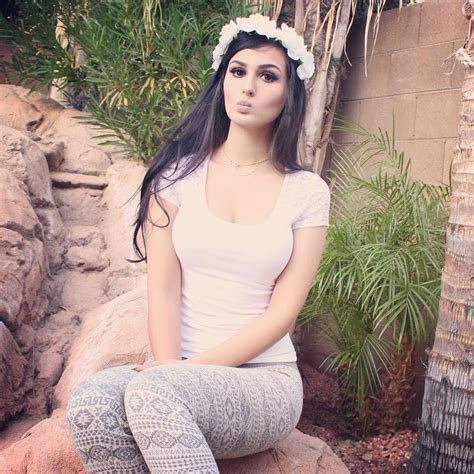 Kisses For The Wolfpack Sssniperwolf Instagram Feed Instagram Posts Lia Gorgeous Girls