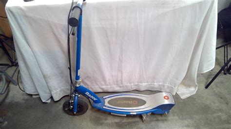 Razor E Electric Scooter Property Room