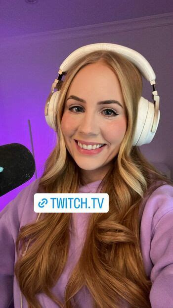 Nalopia Nude OnlyFans The Fappening Plus