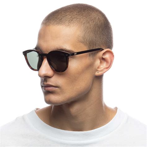 Le Specs Bandwagon Sunglasses Black Tort Presence Paris