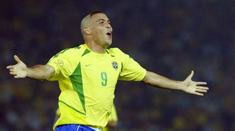 Ronaldo Nazario Wallpapers Wallpaper Cave