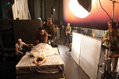 Black Swan Behind the Scenes - Black Swan Photo (24244155) - Fanpop