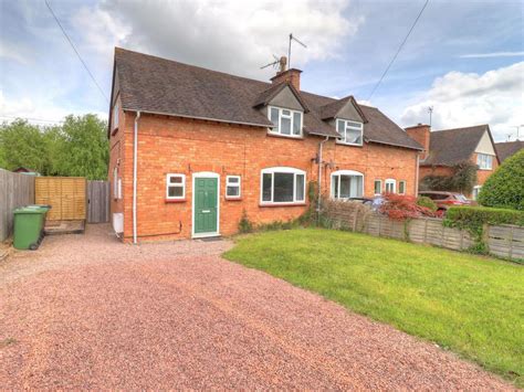 Mill Lane Pershore 2 Bed Semi Detached House 875 Pcm 202 Pw