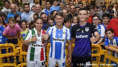 Novas Camisas Do Legan S Joma Anos Mantos Do Futebol