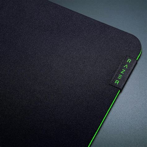 Razer Razer Gigantus V2 3XL Gaming Mousepad in Black | NFM | Mouse pad ...