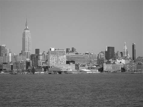 New York City Skyline B W Jennifer Contreras Flickr